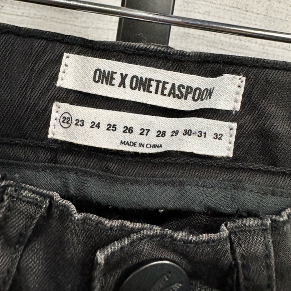 One X Teaspoon Fantasy Skalleywag Jeana - Picture 3 of 5